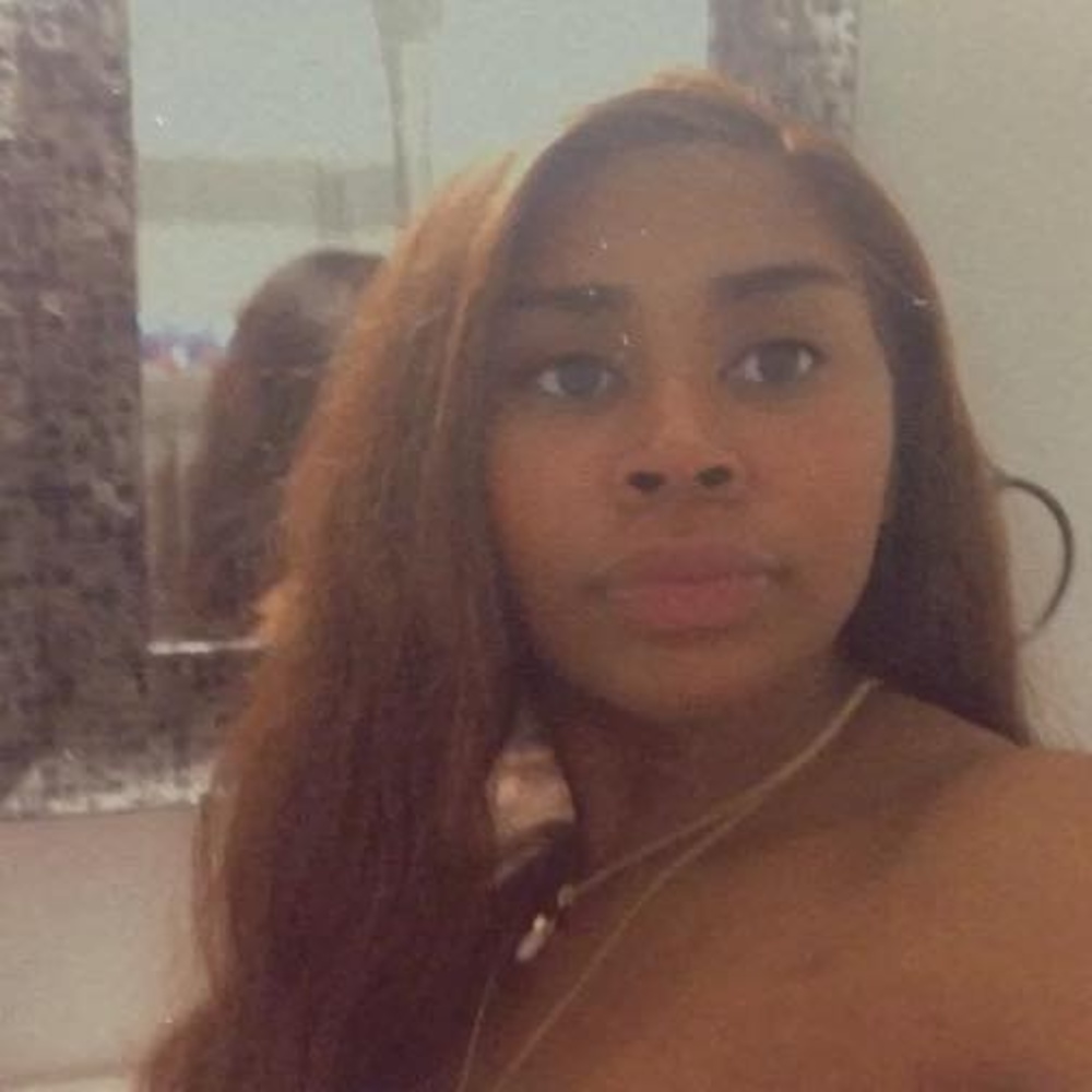 Meet your Posher, Kelsey a.